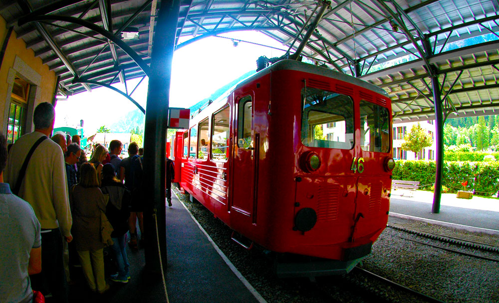 シャモニーモンブランを上る電車